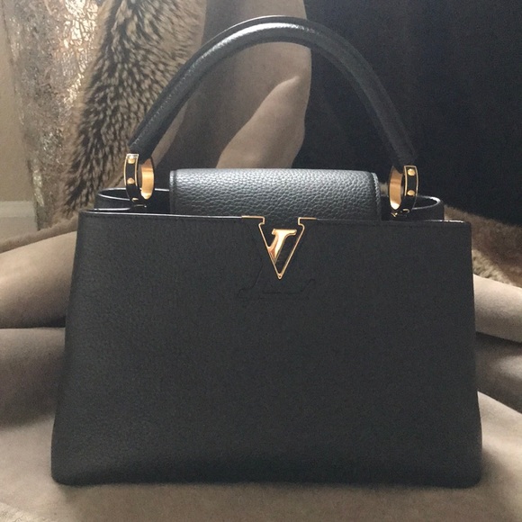 Louis Vuitton Handbags - Louis Vuitton Capucines pm
